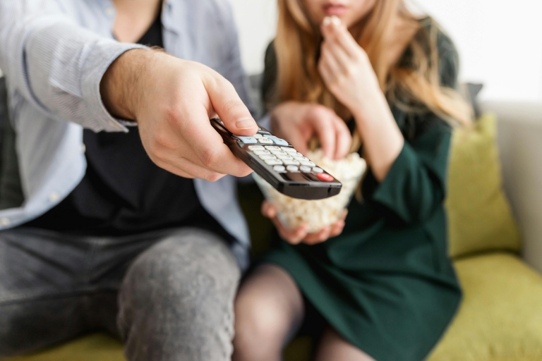 Mediathek lädt nicht auf dem Fernseher: Lösungen für ARD, ZDF und private Sender
